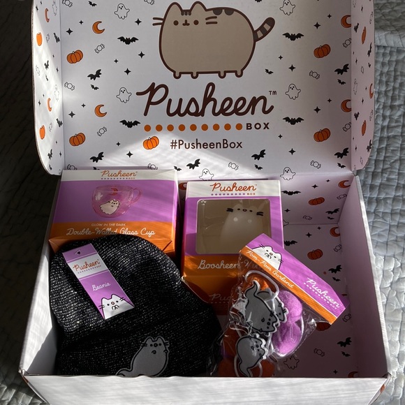 Pusheen Other - Pusheen Halloween goodies